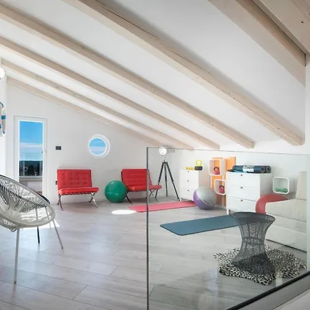 With Parking Space - 27682 Appartement *